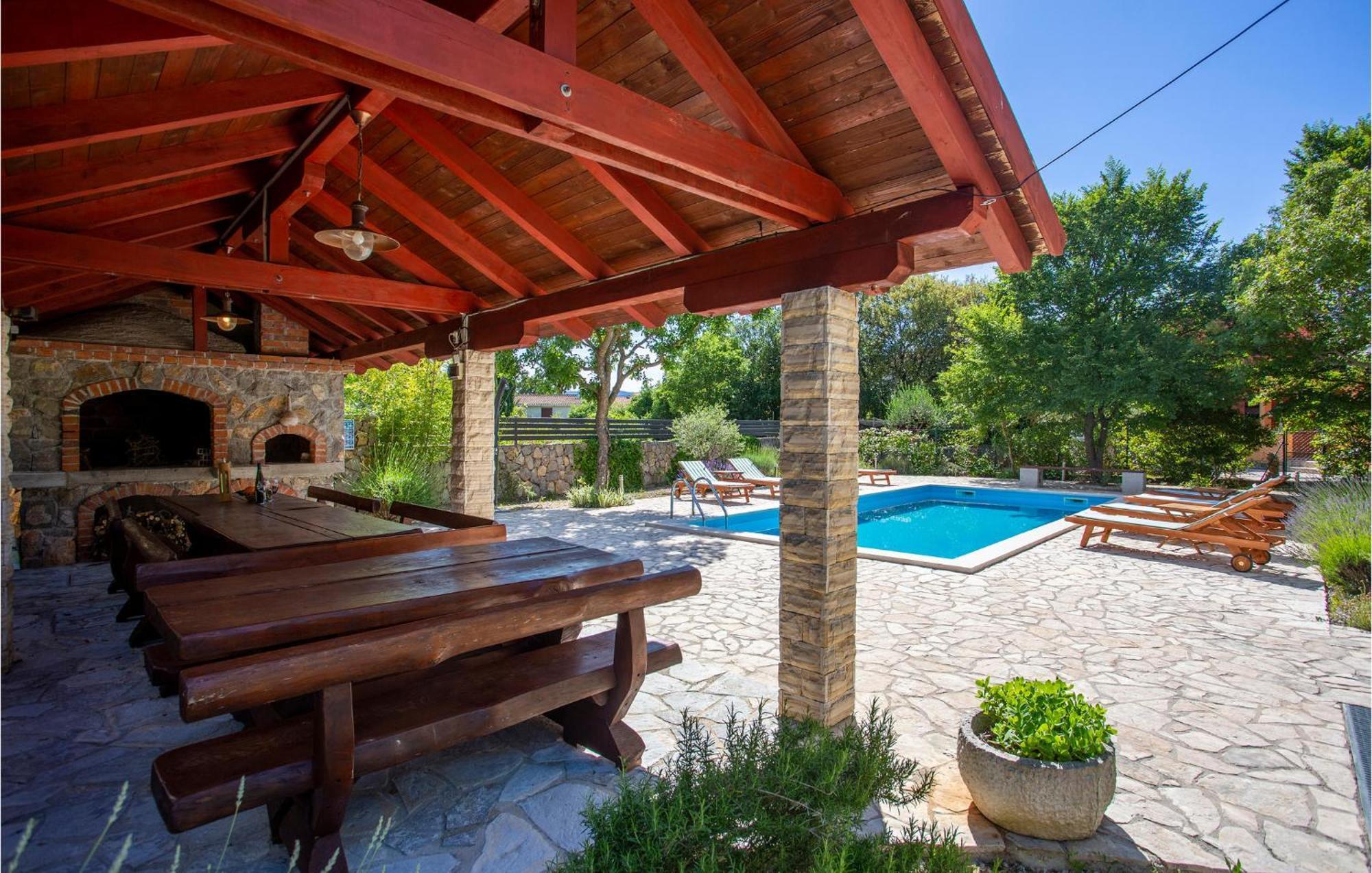 2 Bedroom Beautiful Apartment In Pinezici מראה חיצוני תמונה